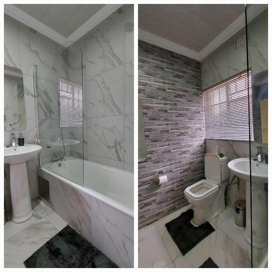 Delux Guesthouse Volksrust ภายนอก รูปภาพ