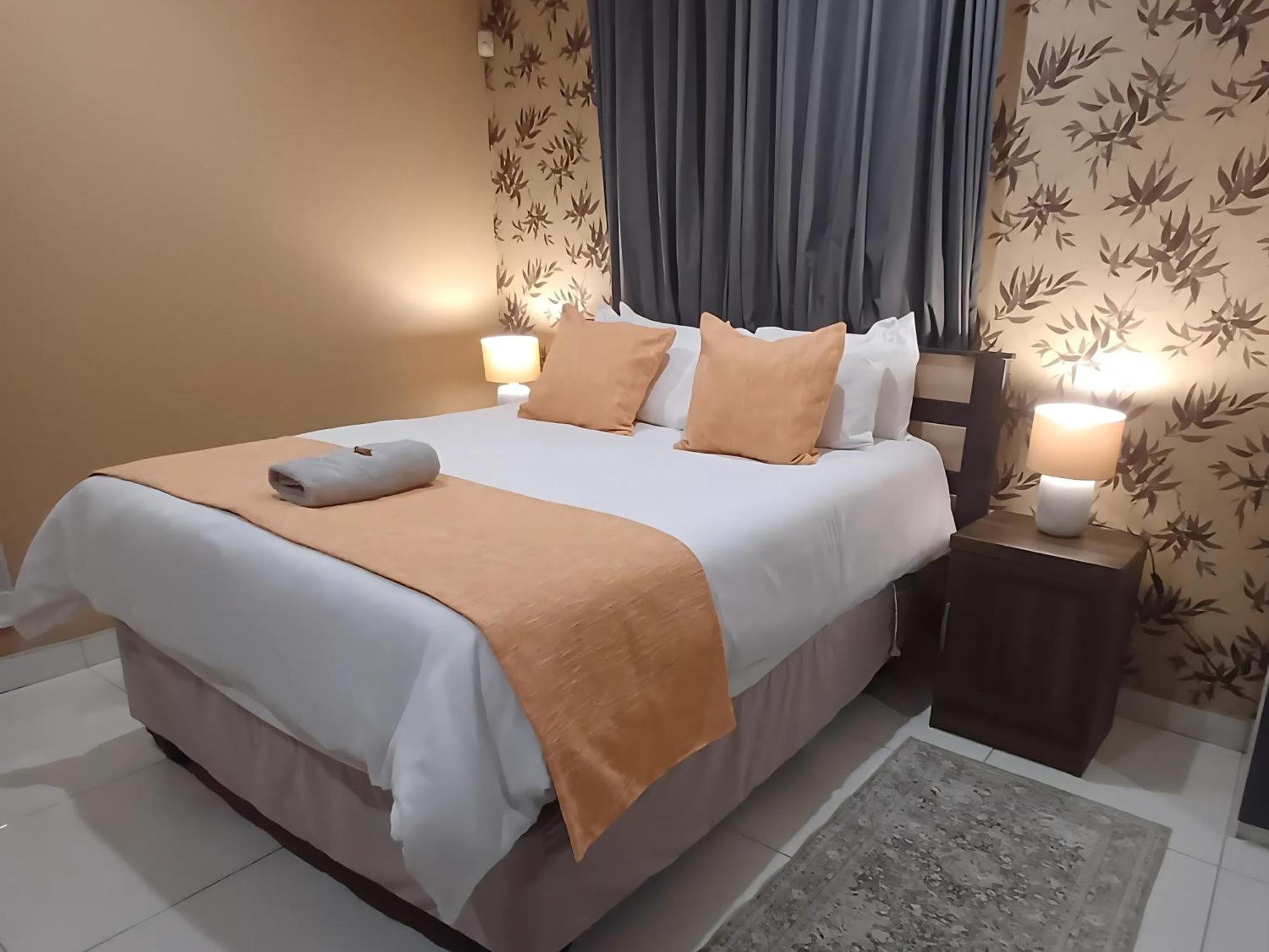 Delux Guesthouse Volksrust ภายนอก รูปภาพ